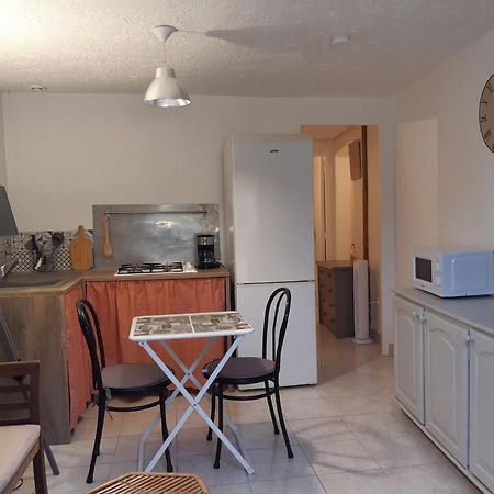 La Ferme De Manon Apartamento Montferrat  Exterior foto