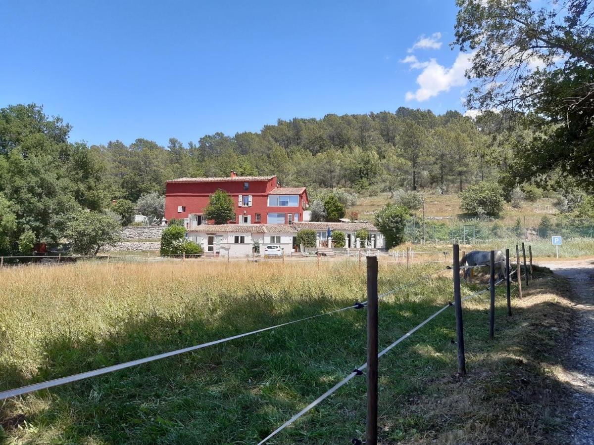 La Ferme De Manon Apartamento Montferrat  Exterior foto