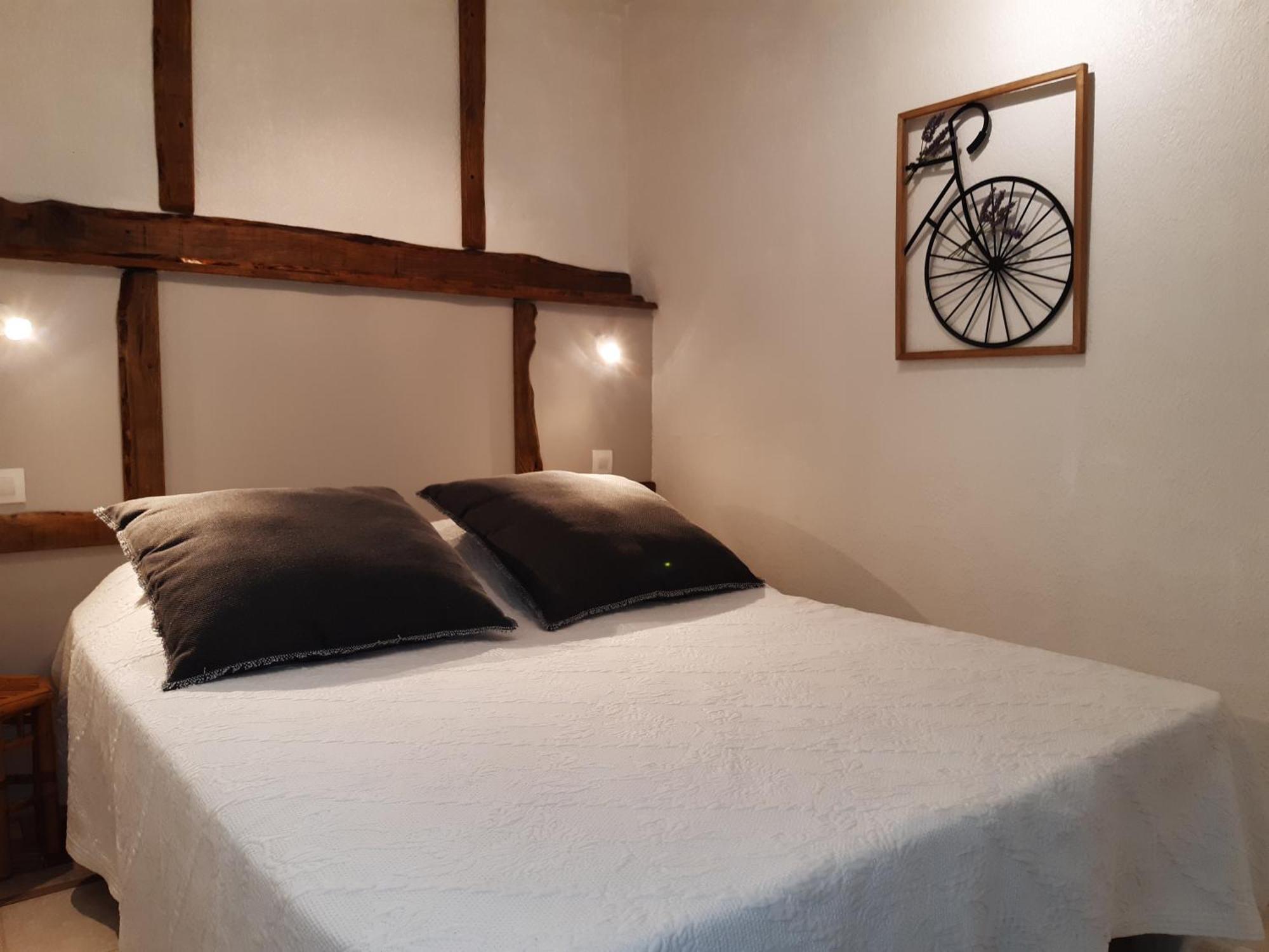 La Ferme De Manon Apartamento Montferrat  Exterior foto